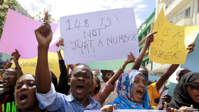University students join a demonstration condemning the gunmen attack at the Garissa University campus, in the Kenyan coastal port city of Mombasa, April 8, 2015.