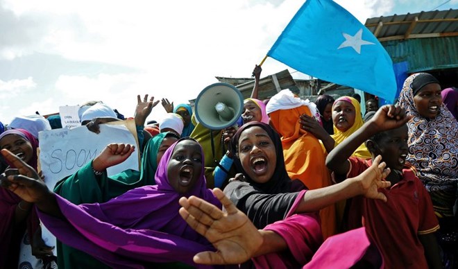 The four-year term of Somalia’s first internationally recognised government in over 25 years comes to an end in 2016. Somali elections do not look like any other election in the world, representing instead a hybrid of traditional and modern, selection and election, fierce debate and pragmatic compromise.