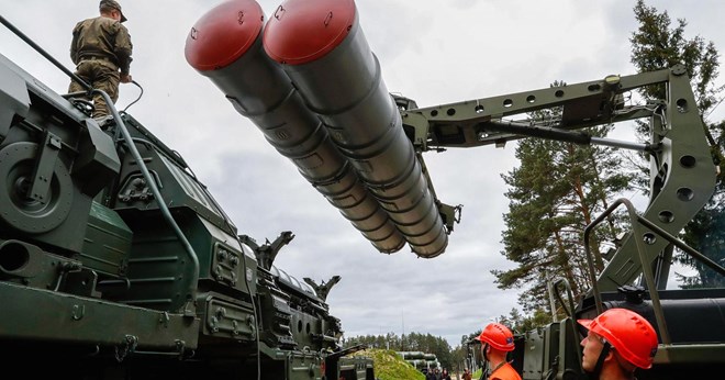 Turkey and Russia on Friday signed an accord for Moscow to supply Ankara with S-400 surface-to-air missile batteries, Turkish authorities said, finalizing a deal set to deepen military ties between NATO member Turkey and the Kremlin.