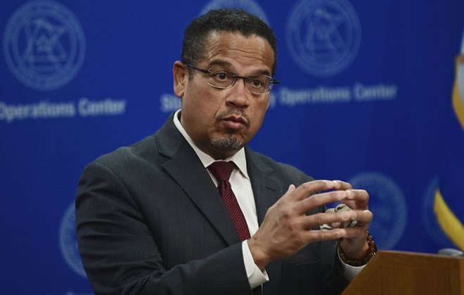 Minnesota Attorney General Keith Ellison answers questions about the investigation into the death of George Floyd, who died Monday while in the custody of Minneapolis police officers, during a news conference in St. Paul, Wednesday, May 27, 2020. JOHN AUTEY – PIONEER PRESS VIA AP/POOL