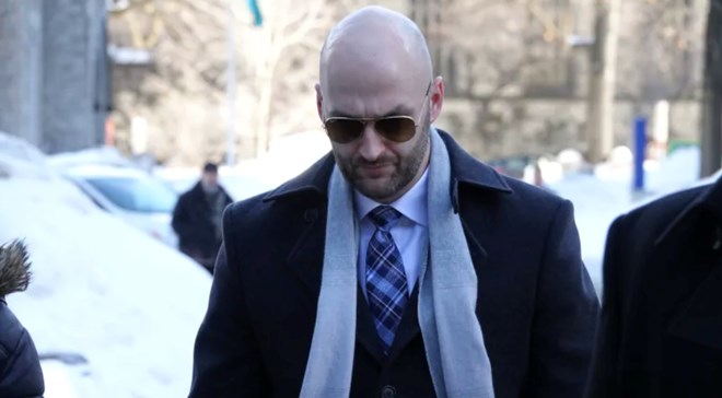 Ottawa police Const. Daniel Montsion arrives at the Ottawa Courthouse on day two of his trial in February 2019. (Robyn Miller/CBC)