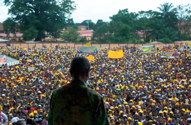 Guinean President Alpha Condé addresses supporters at a campaign rally in Kissidougou on Oct. 12, 2020. (Carol Valade/AFP/Getty Images)