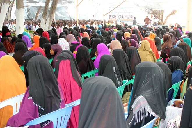 Jaamacadda Muqdisho oo soo gabagabeysay Todobaad loogu magac-daray Toddobaadka Dhaqanka Jaamacadda (SAWIRRO)