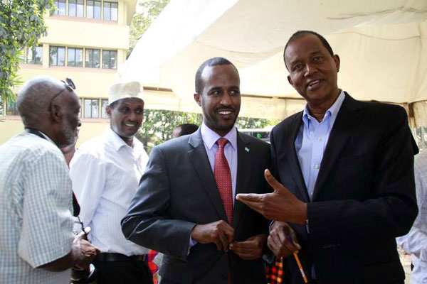 Kamukunji MP Yusuf Hassan (R) with Somali Ambassador to KEnya Gamal Mohamed Hassan (L) during Kenya's first Somali Heritage Week at the Nairobi National Museum starting today ending November 21, 2015. PHOTO | DIANA NGILA