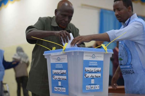A man casts his vote on November 16, 2016 in Baidoa, Somalia. PHOTO | SIMON MAINA | AFP