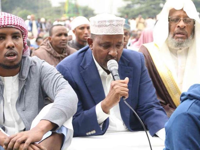 National Assembly Majority Leader Aden Duale and other Muslims at Sir Ali Muslim Club in Nairobi for prayers to mark the end of the holy month of Ramadhan, June 15, 2018. /COURTESY