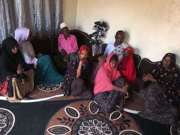 Feysal oo dib ula midoobay qoyskiisa