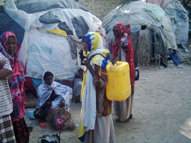 Dad soo barakacay oo uu dagaalka saameeyay