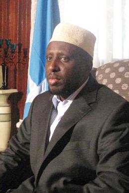 Madaxweynaha Soomaaliya oo sheegay in uu Ciidamada Amisom kala hadlay in aysan dadka rayidka duqeynin