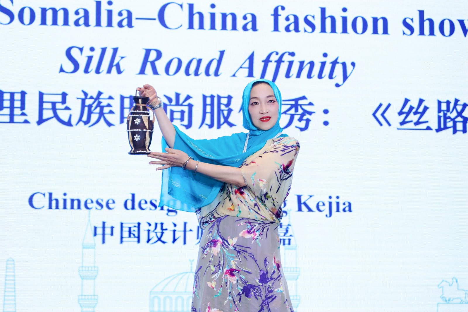 Safaaradda Soomaaliya ee Shiinaha oo soo qabanqaabisay munaasabad lagu xusayo 65-guurada xiriirka diblomaasiyadeed ee Soomaaliya iyo Shiinaha