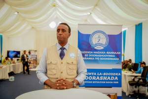 Vote counting begins in Mogadishu after first direct elections in half a century
