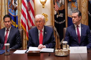 Minnesota Somali community braces for ICE raids after Trump calls migrants ‘garbage’