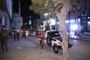 Ciidamo badan oo la dhigay wadooyinka Muqdisho iyo wararkii ugu dambeeyay doorashada berito dhaceysa